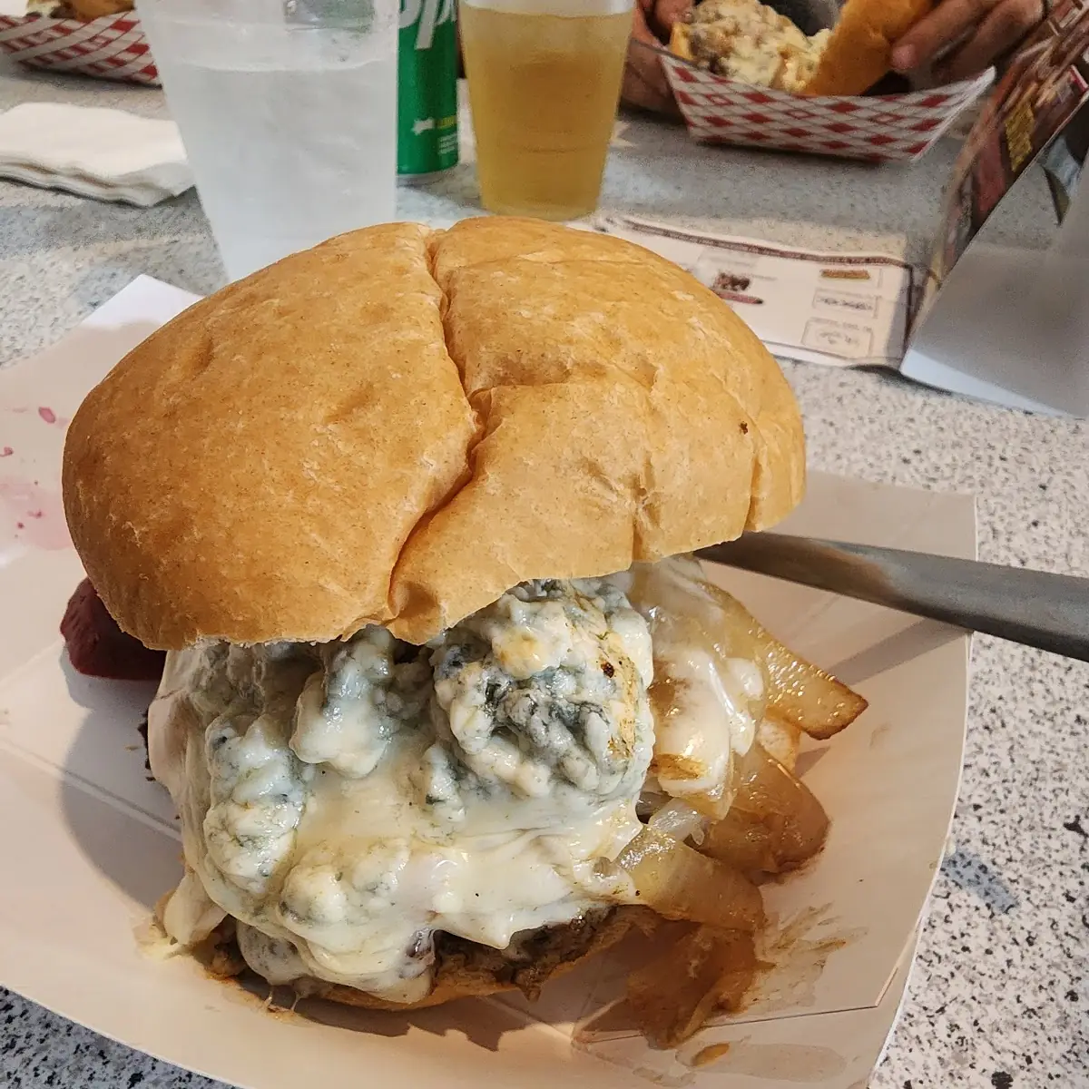 Rock 107 Burger