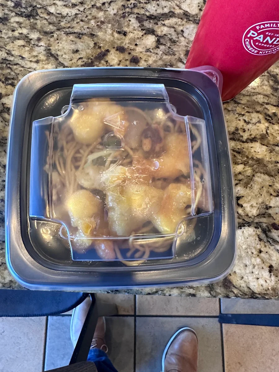 Shrimp Lo Mein Noodles