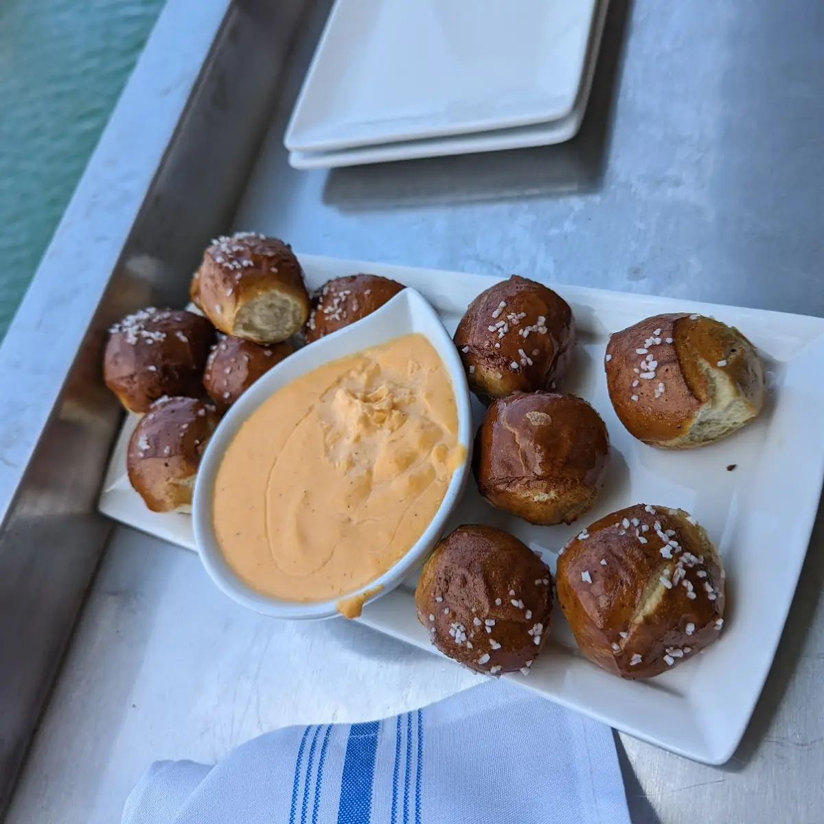 Pretzel Bites