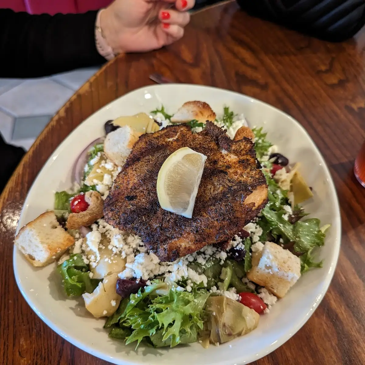 Grilled Salmon Salad