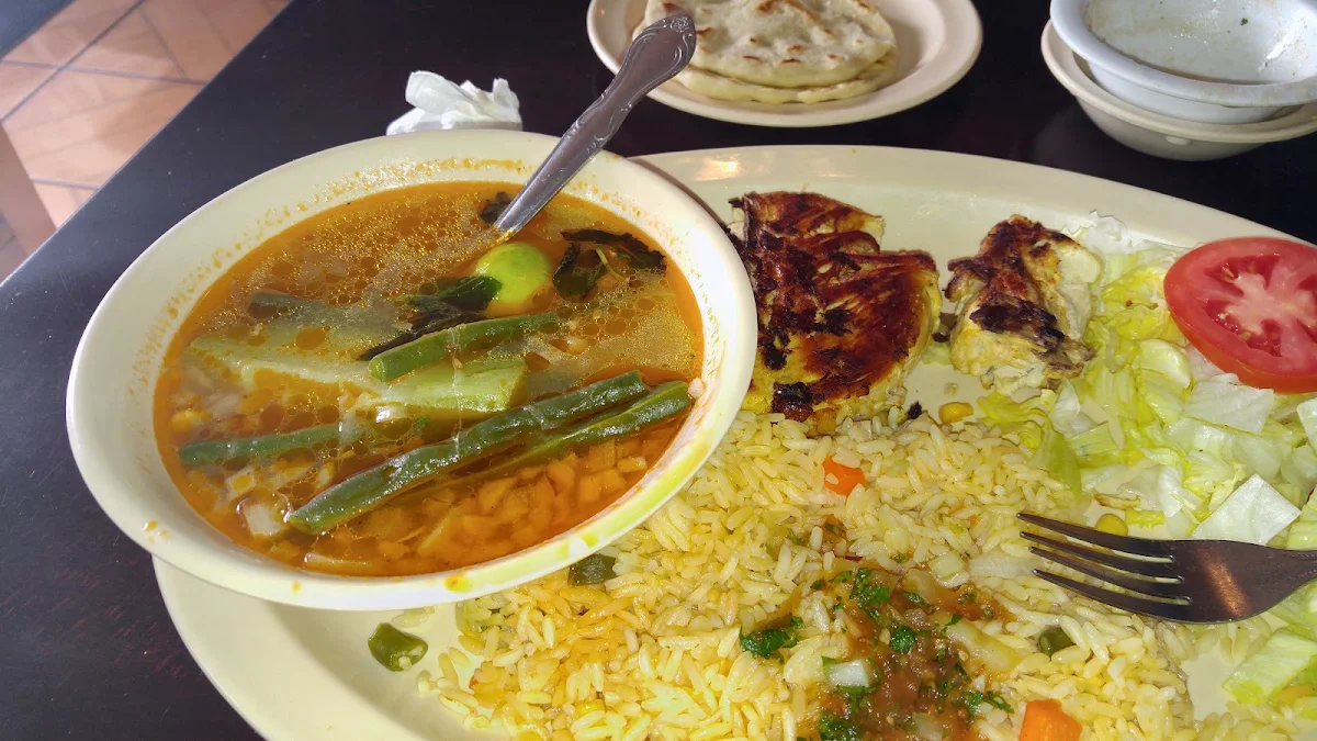 Sopa de Gallina India Asada