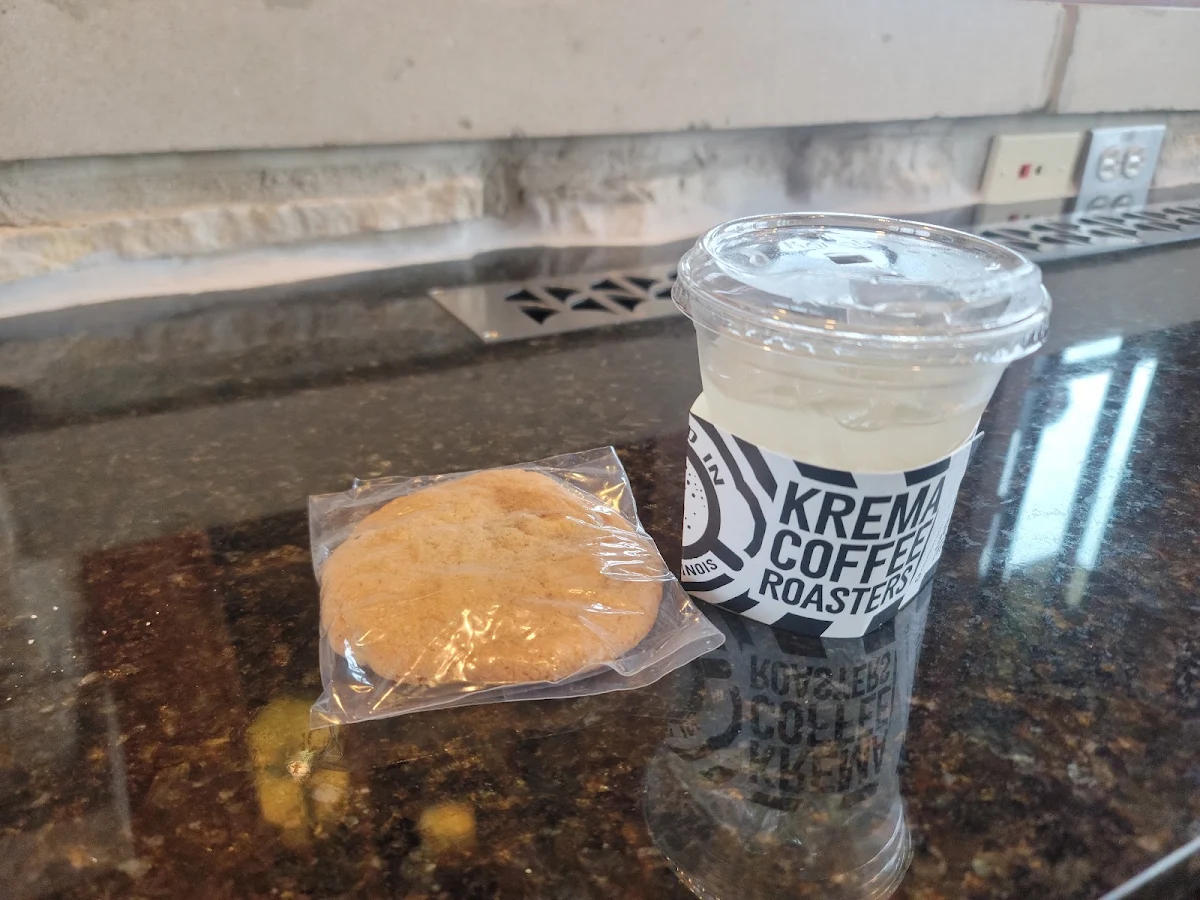 Chocolate Chip Cookies and Lemonade