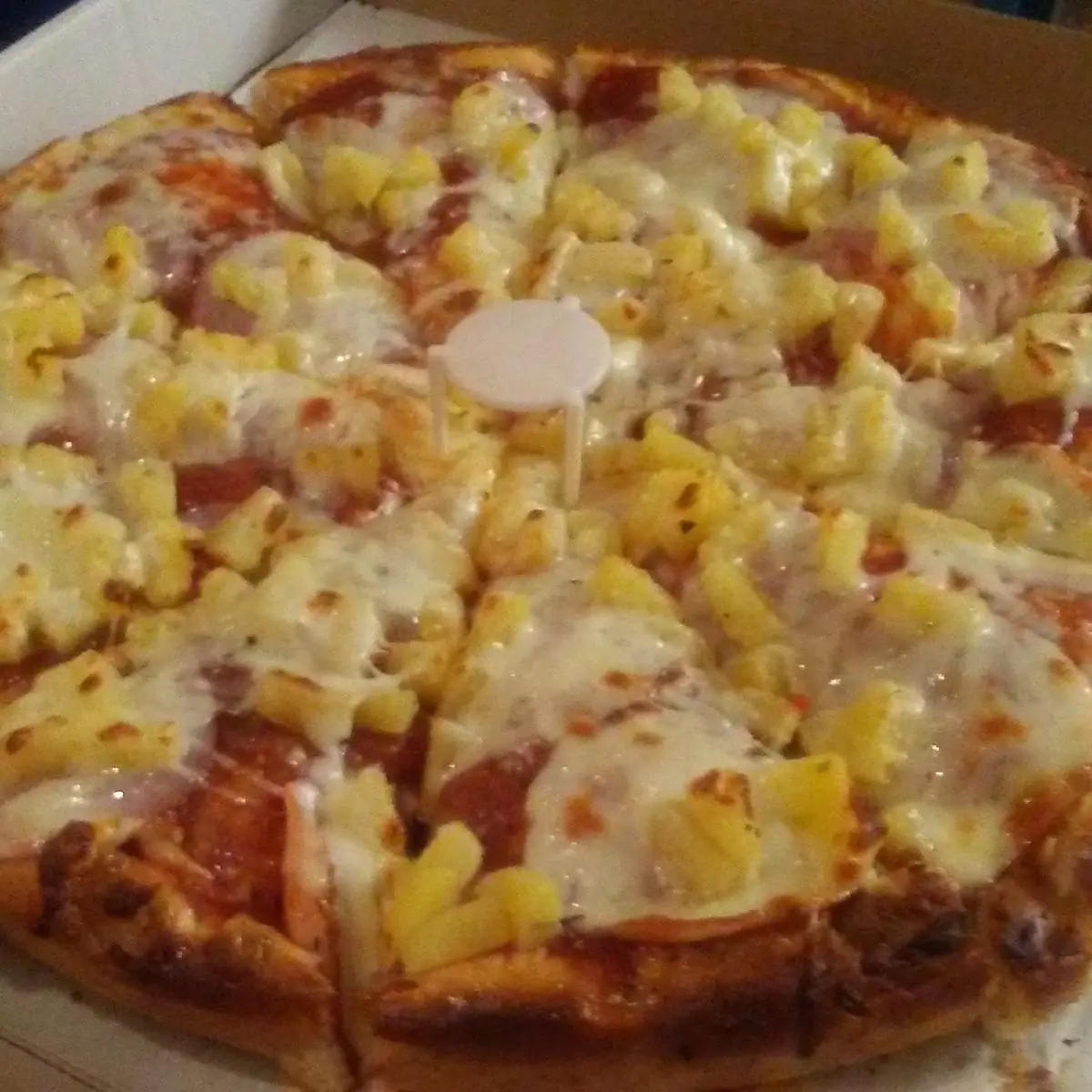 Hawaiian Pizza