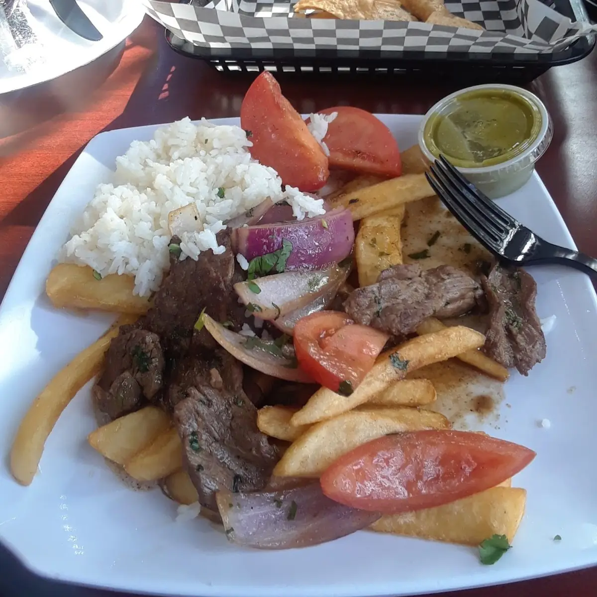Lomo Saltado