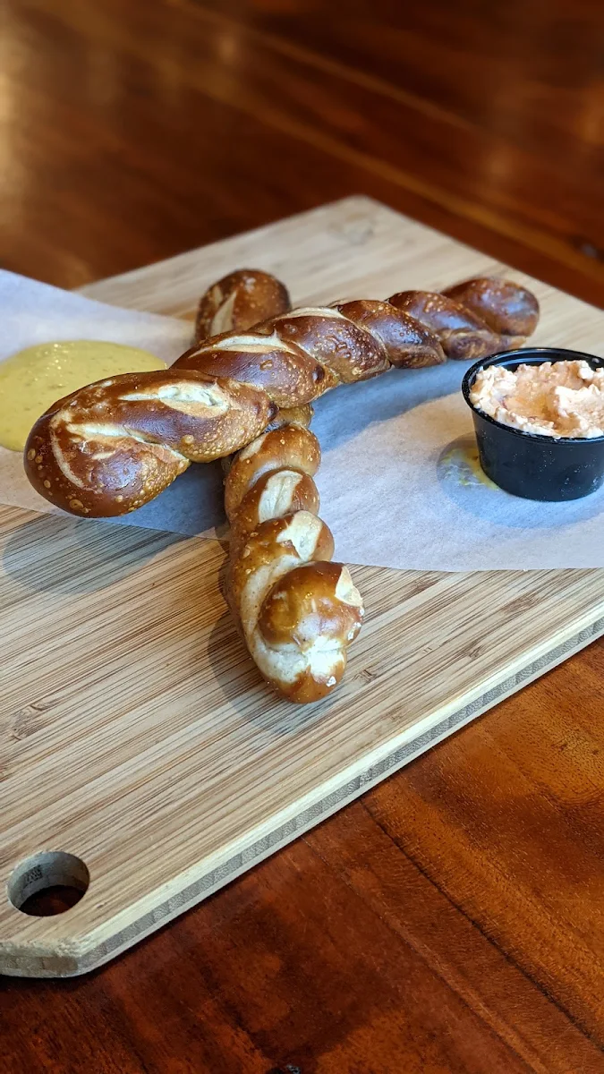 Pretzel with Beer Cheese Dip