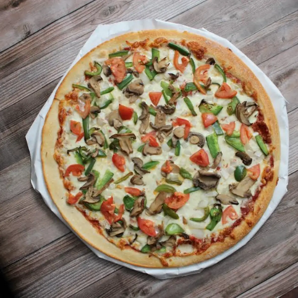 Chicken Alfredo Supreme Pizza