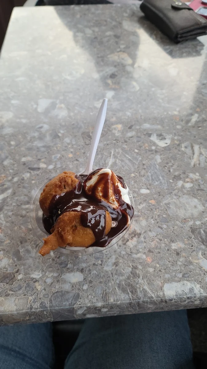 Deep Fried Oreo Sundae