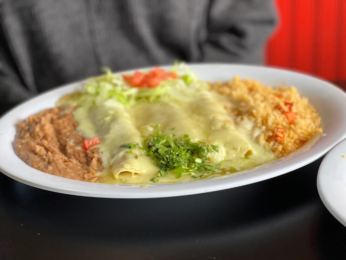 Green Chicken Enchiladas