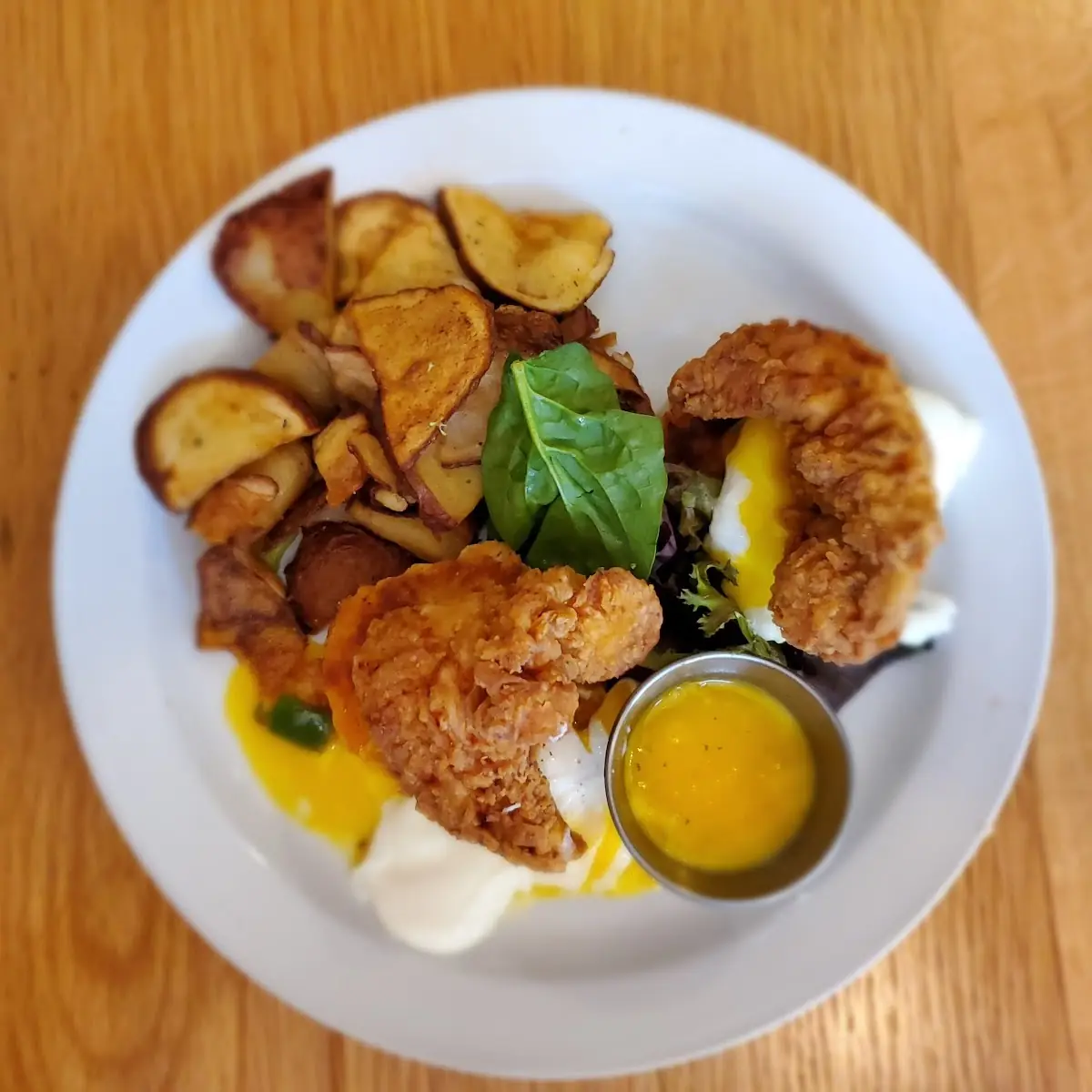 Smoked Fried Chicken Benedict