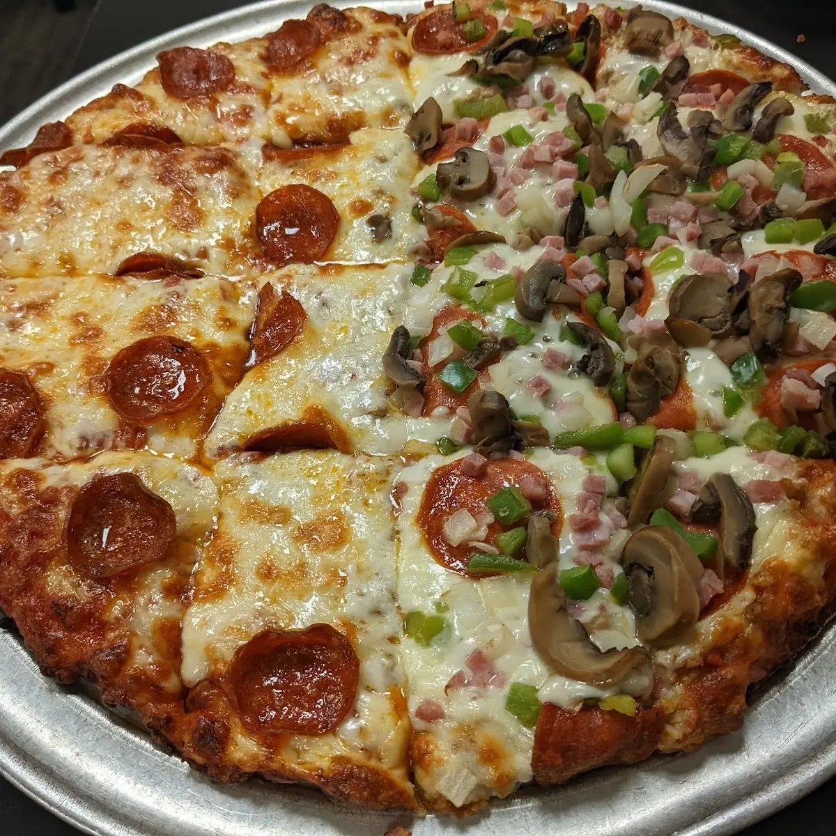 7 Pepperoni Pizza