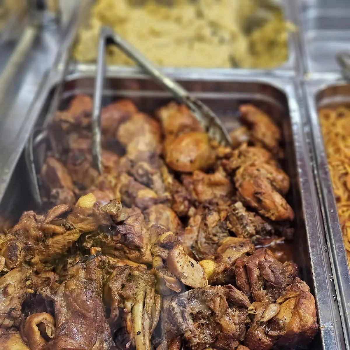 Pollo Guisado