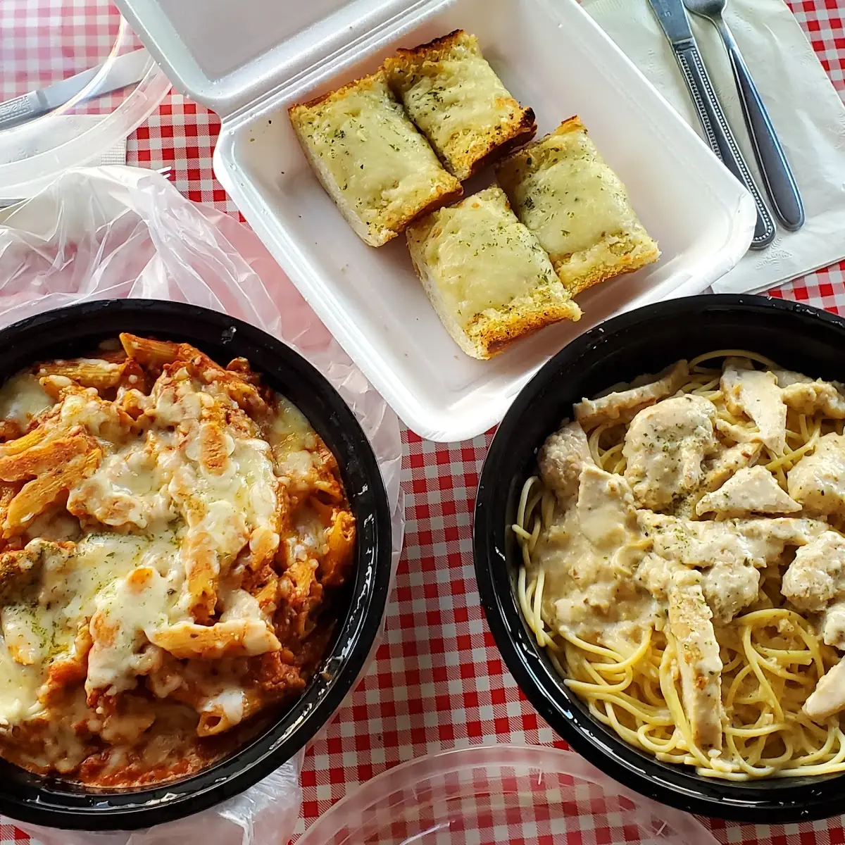 Garlic Cheese Bread Chicken Alfredo