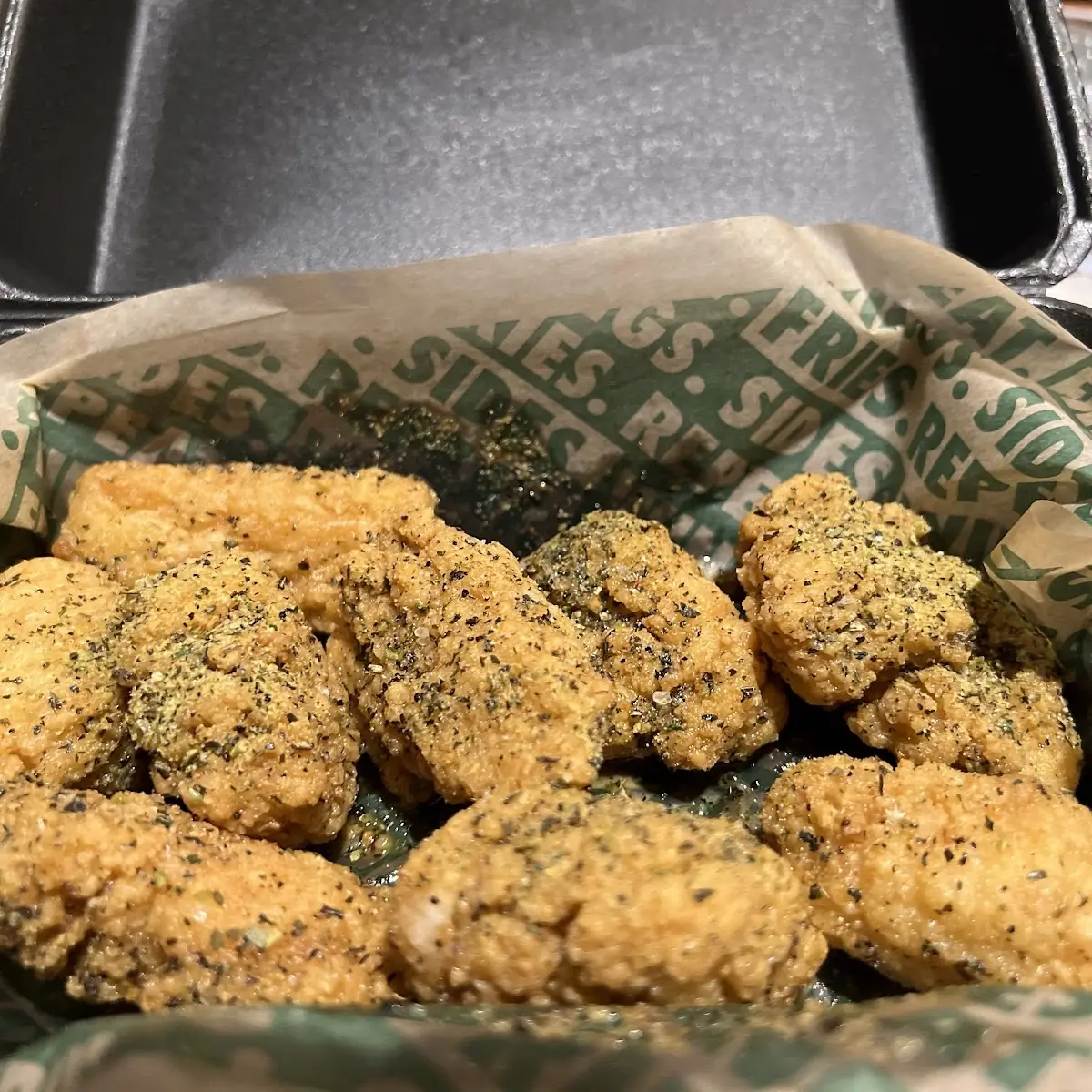 Lemon Pepper Wings