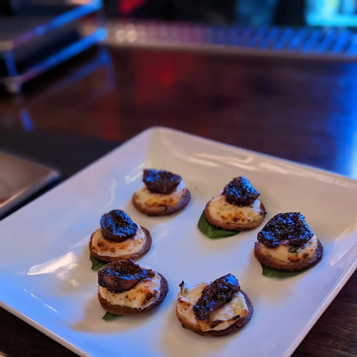 Fig and Goat Cheese Flatbread