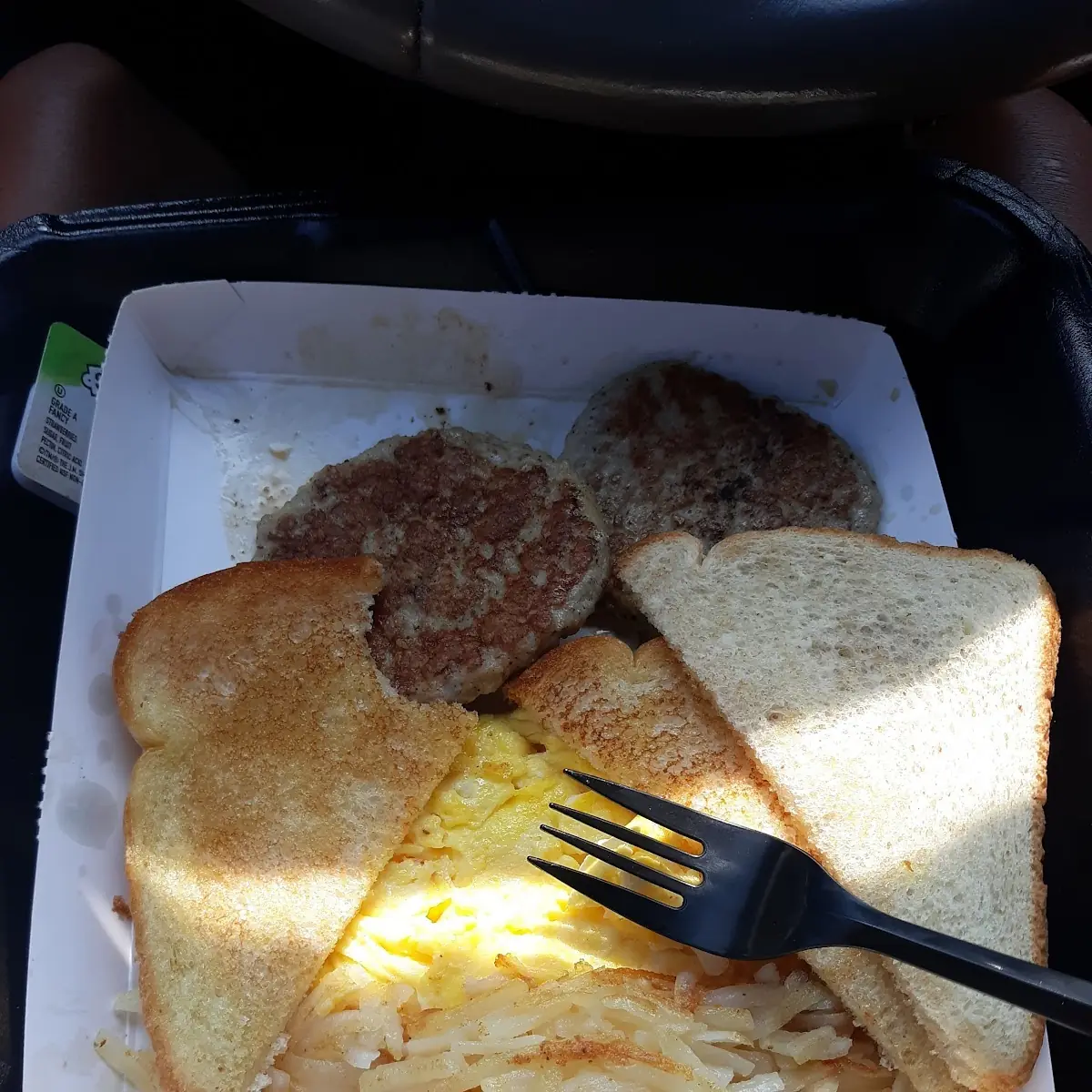 2 Cracked Eggs and Turkey Sausage