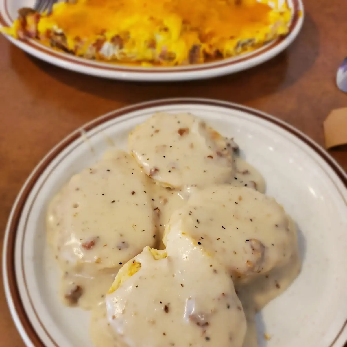 Toasted Biscuits with Sausage Gravy