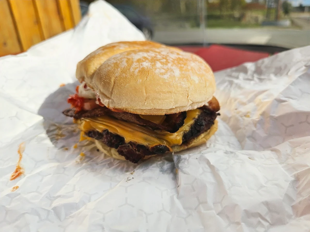 Bacon Cheeseburger