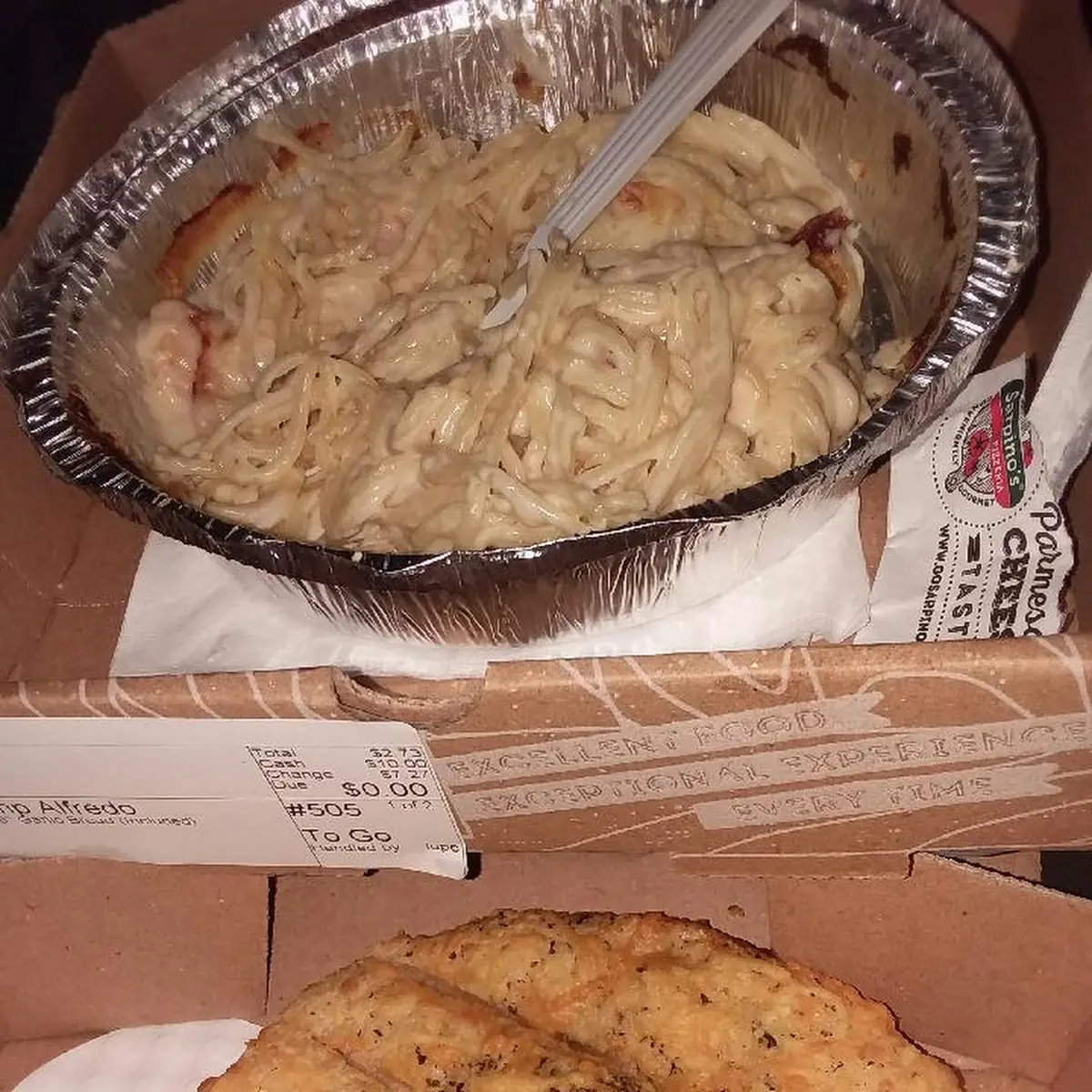 Shrimp Alfredo with Garlic Bread