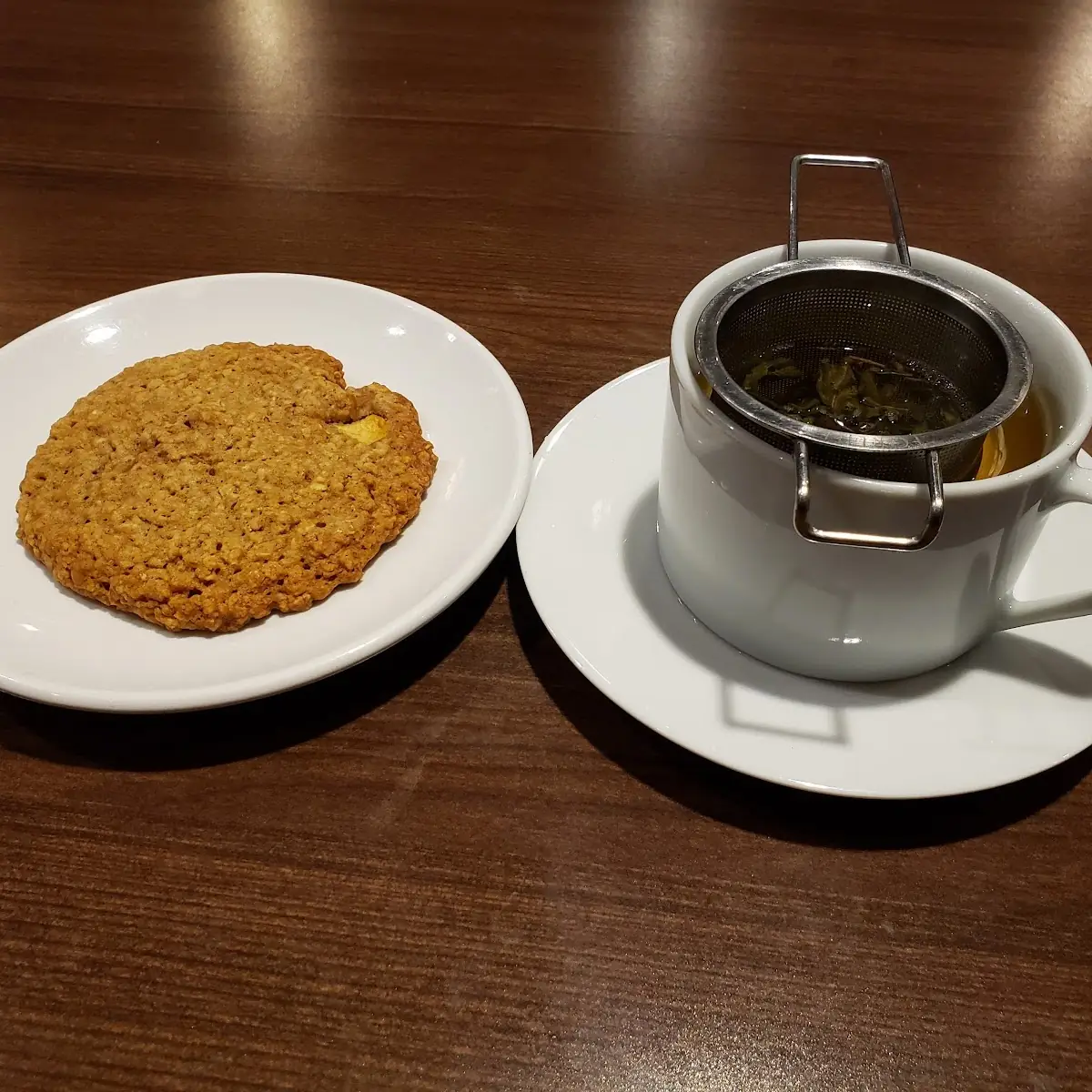 Gunmetal Green Tea