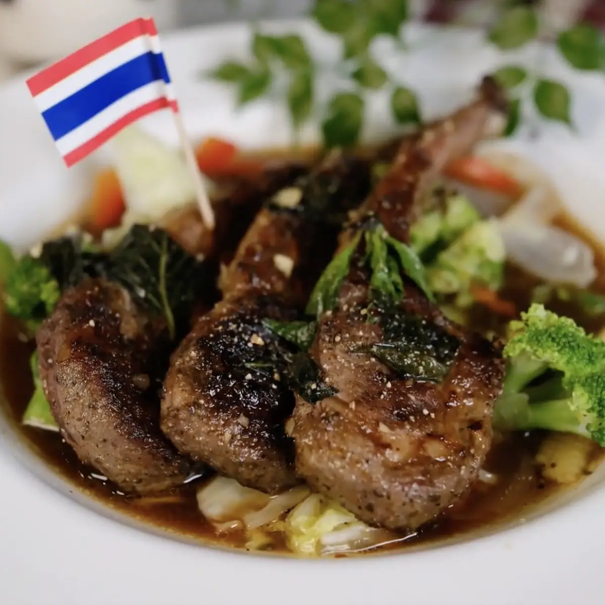 Spicy Basil Lamb