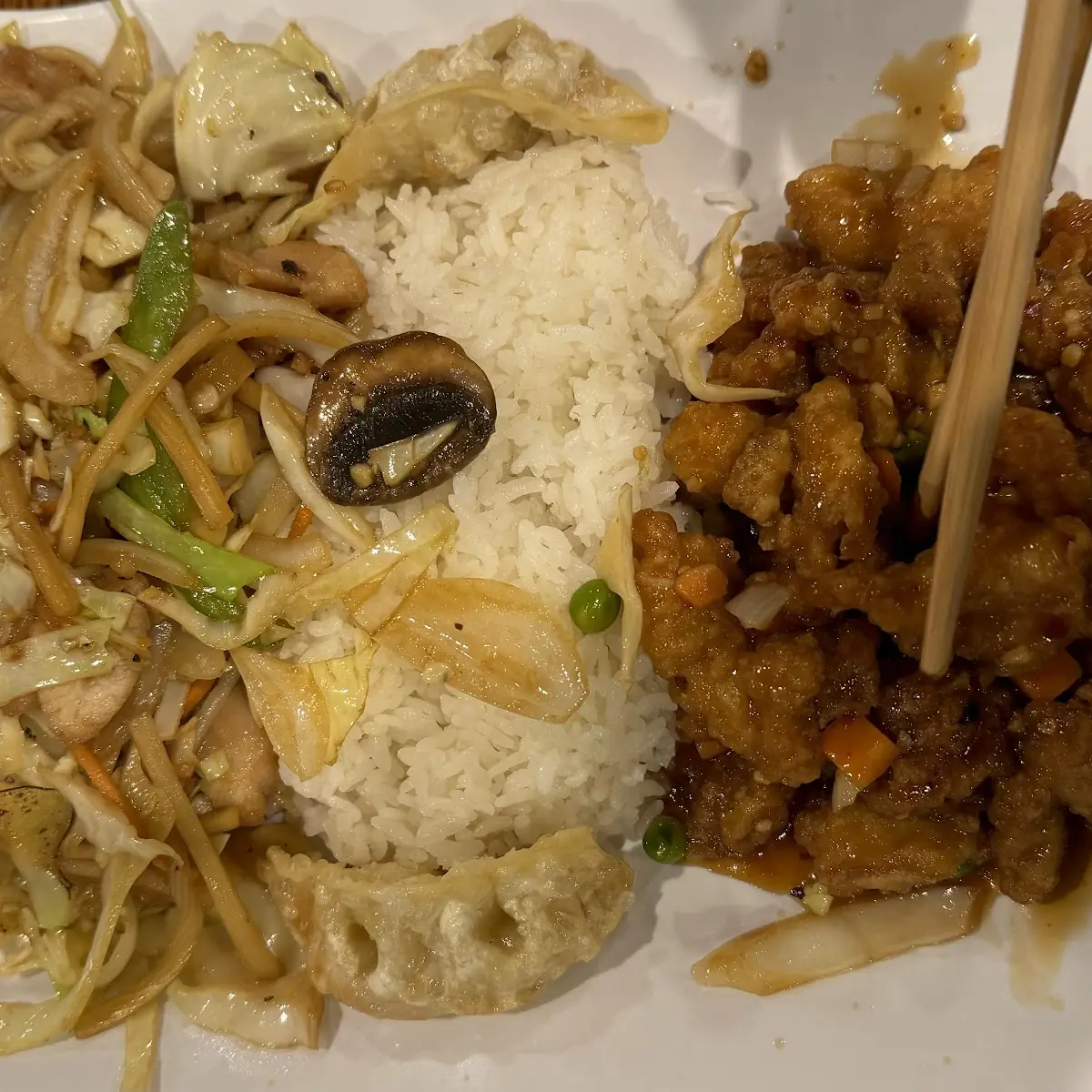 Chicken Chow Mein Combo