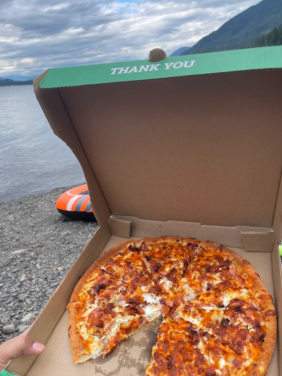 Pizza, Ricardo's Pizza