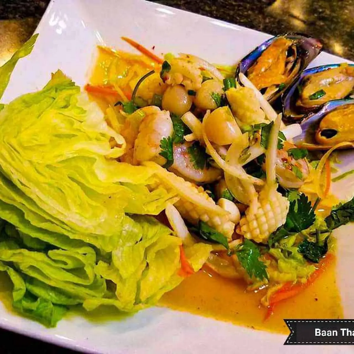 Pad Ped Taley Seafood Combination