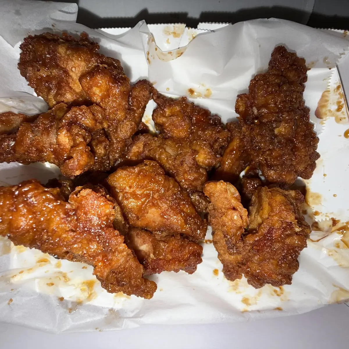 Crispy Golden Fried Chicken Wings