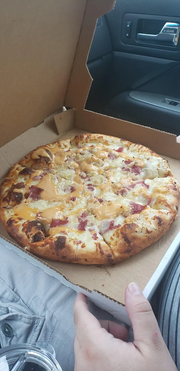 Reueben Pizza
