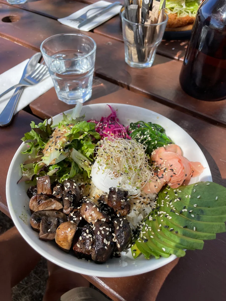 Vegan Poke Bowl