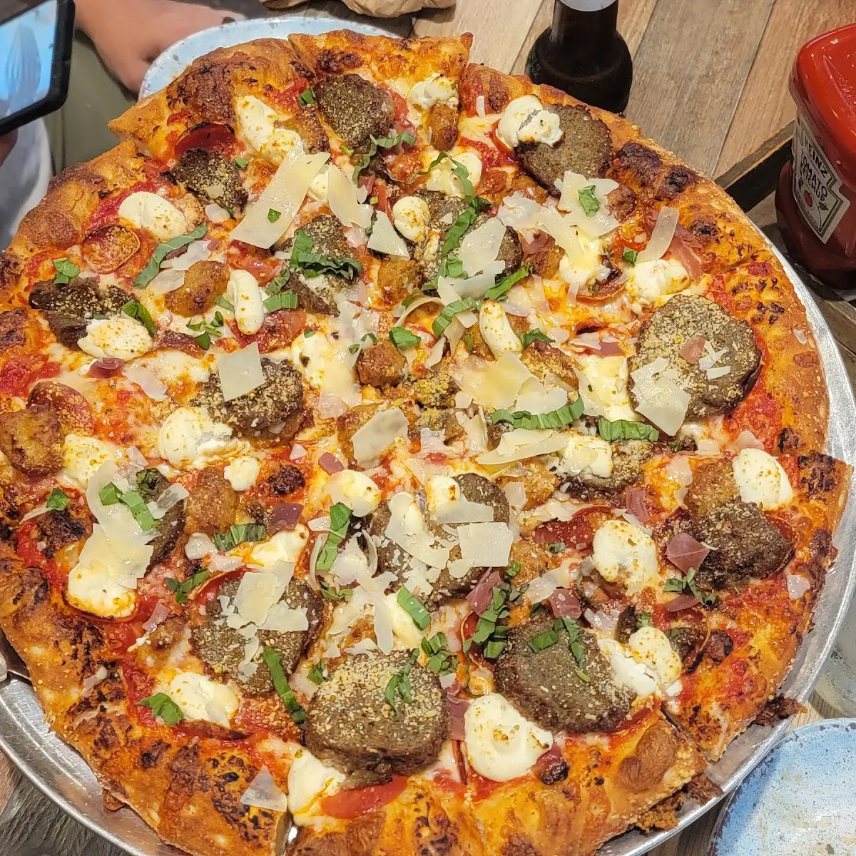 Pepperoni Green Peppers Mushroom Pizza