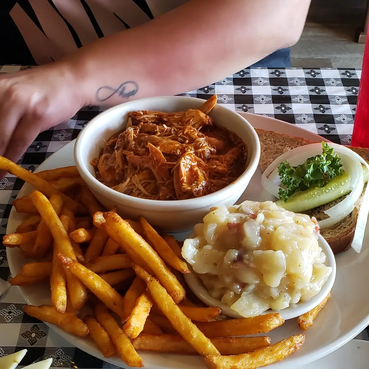 Pulled Pork Platter