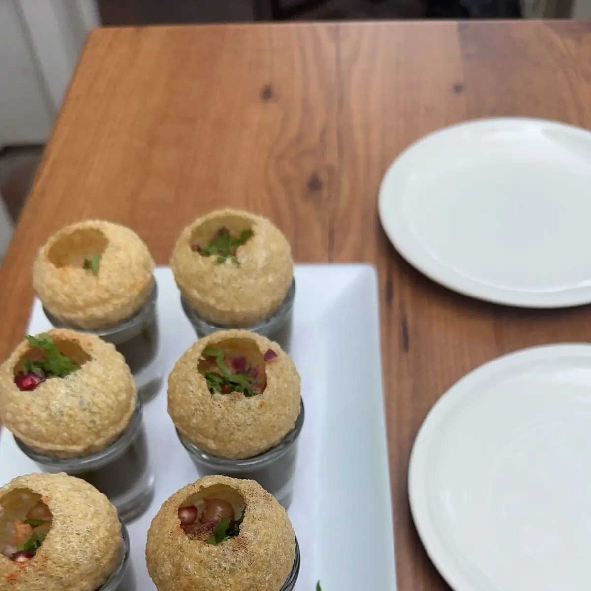 Pani Puri, Aura On The Lake