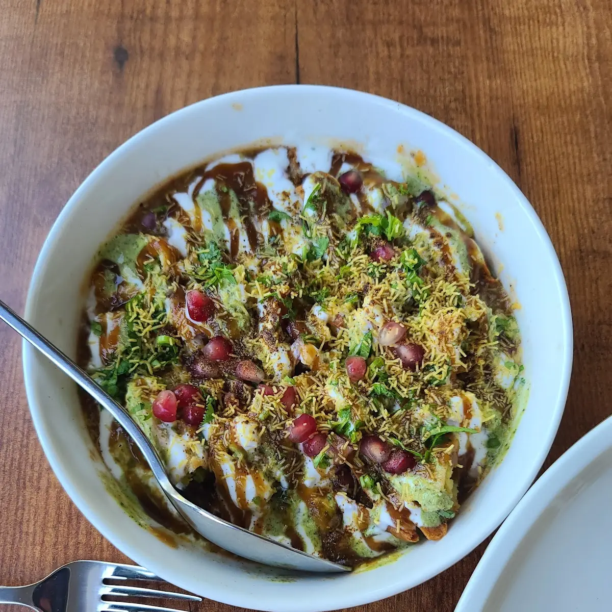 Samosa Chaat, Aura On The Lake
