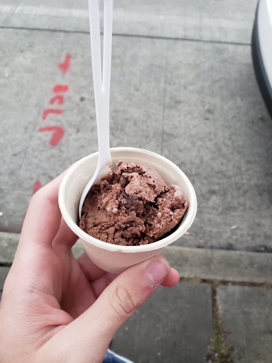 Banana Nutella Crunch Pint