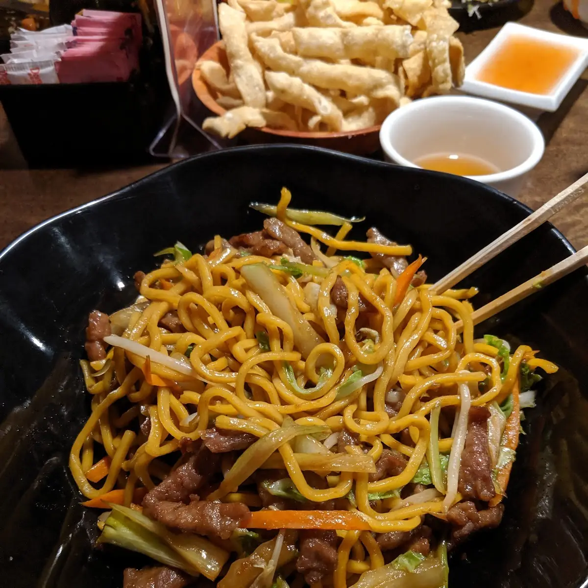 Beef Lo Mein