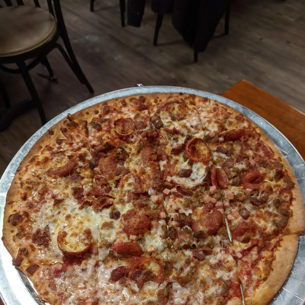 Chicago Thin Crust Pizza with Pepperoni and Sausage