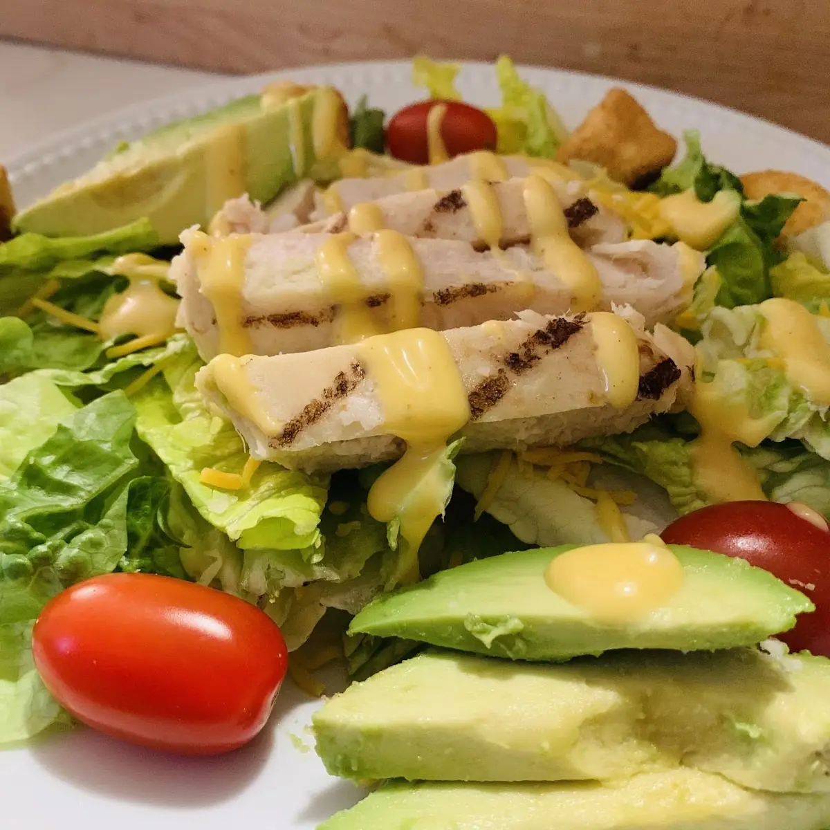 Grilled Chicken Avocado Salad