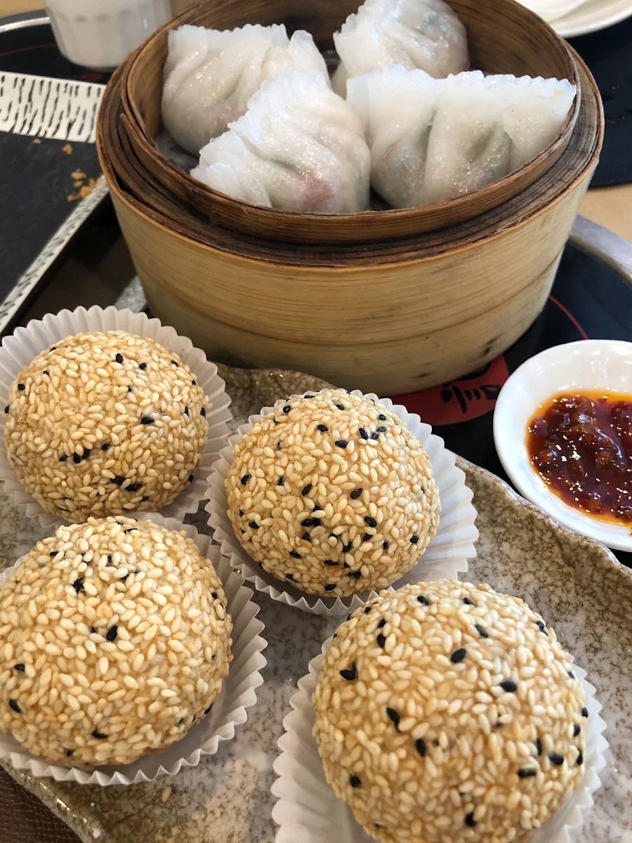 Deep Fried Black Sesame Balls, Garden City Hot Pot