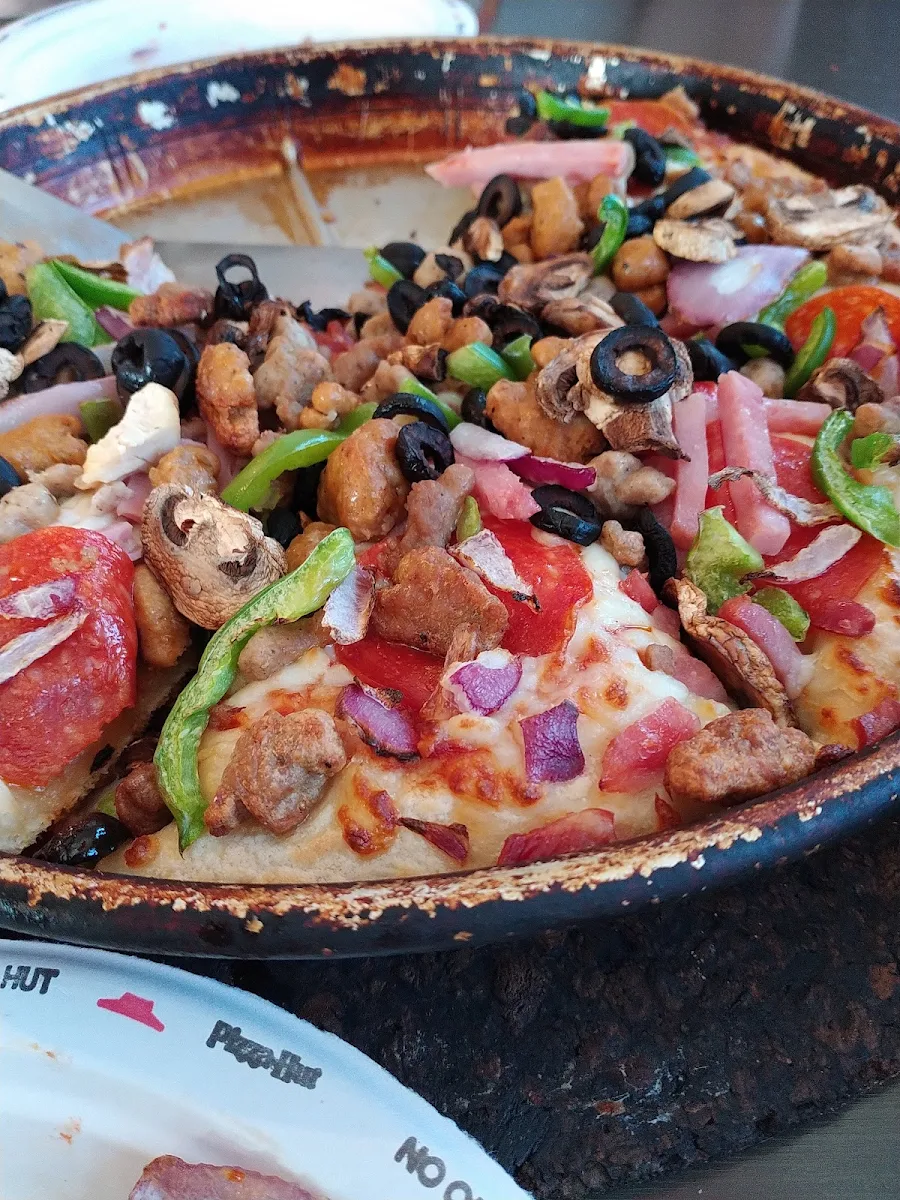 Super Supreme Pizza Before