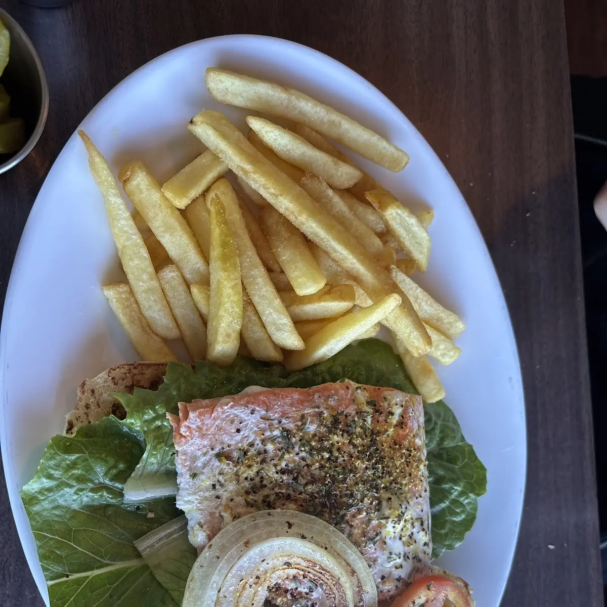 Grilled Salmon Sandwich