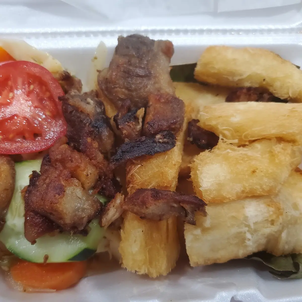 Yuca Con Chicharrón Cassava with Fried Pork Rinds