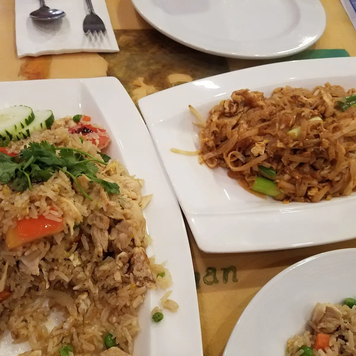 L Basil Fried Rice