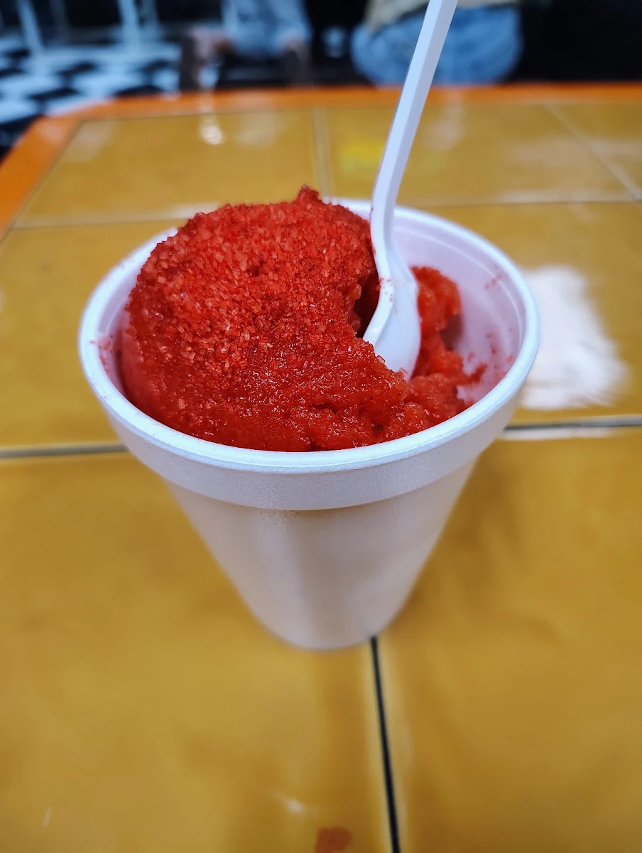 Dessert with Mango Strawberry