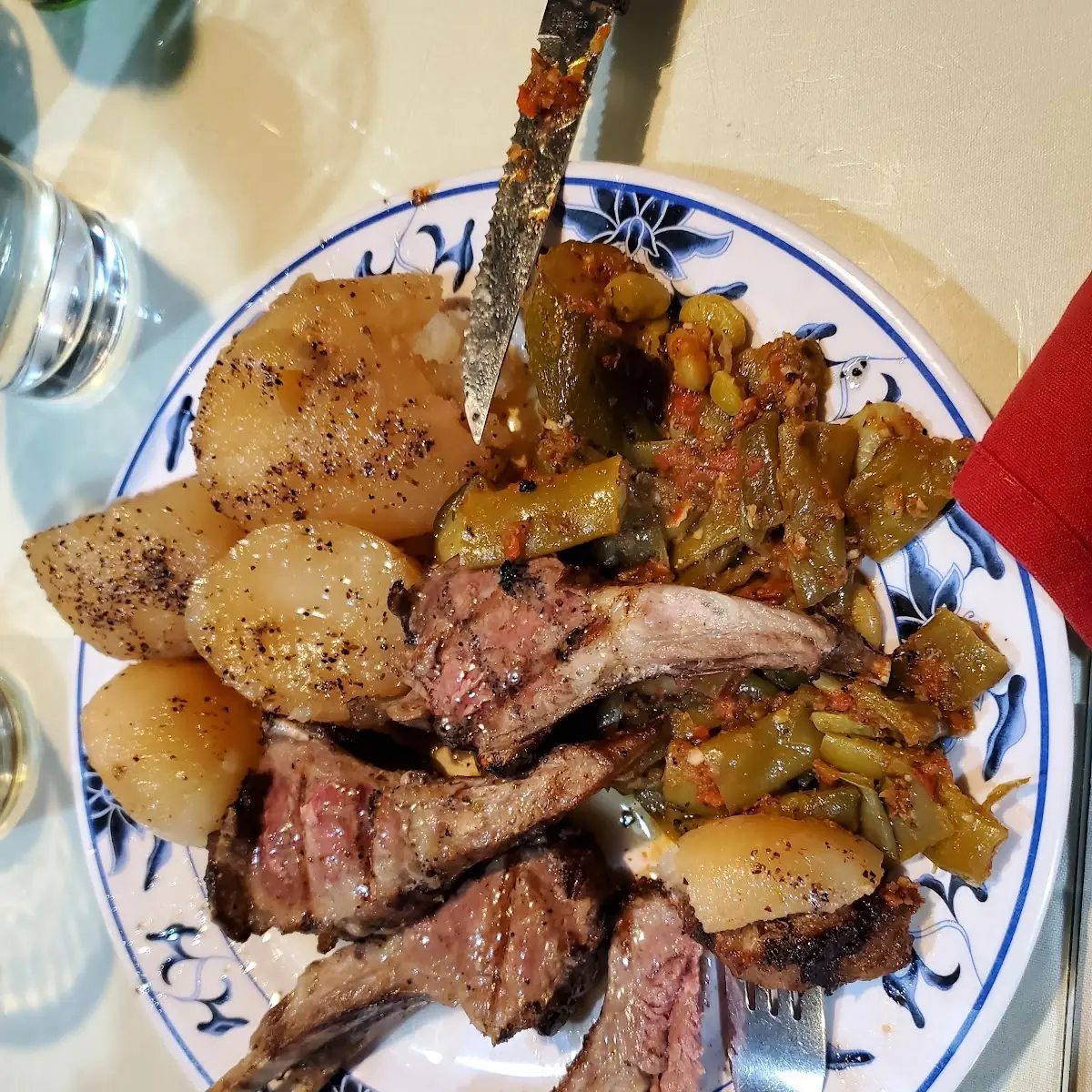 LAMB CHOPS