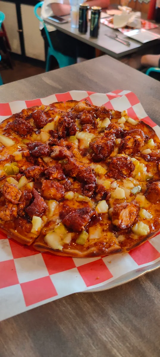 Nashville Chicken Pizza