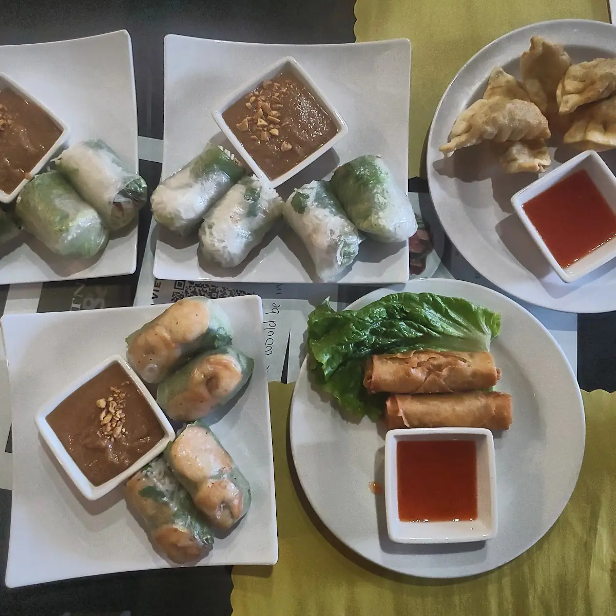 Garlic Shrimp Spring Rolls
