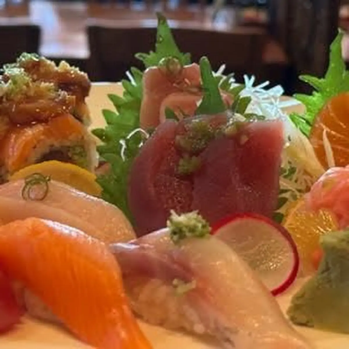 SE-MA-RI Sashimi Sampler