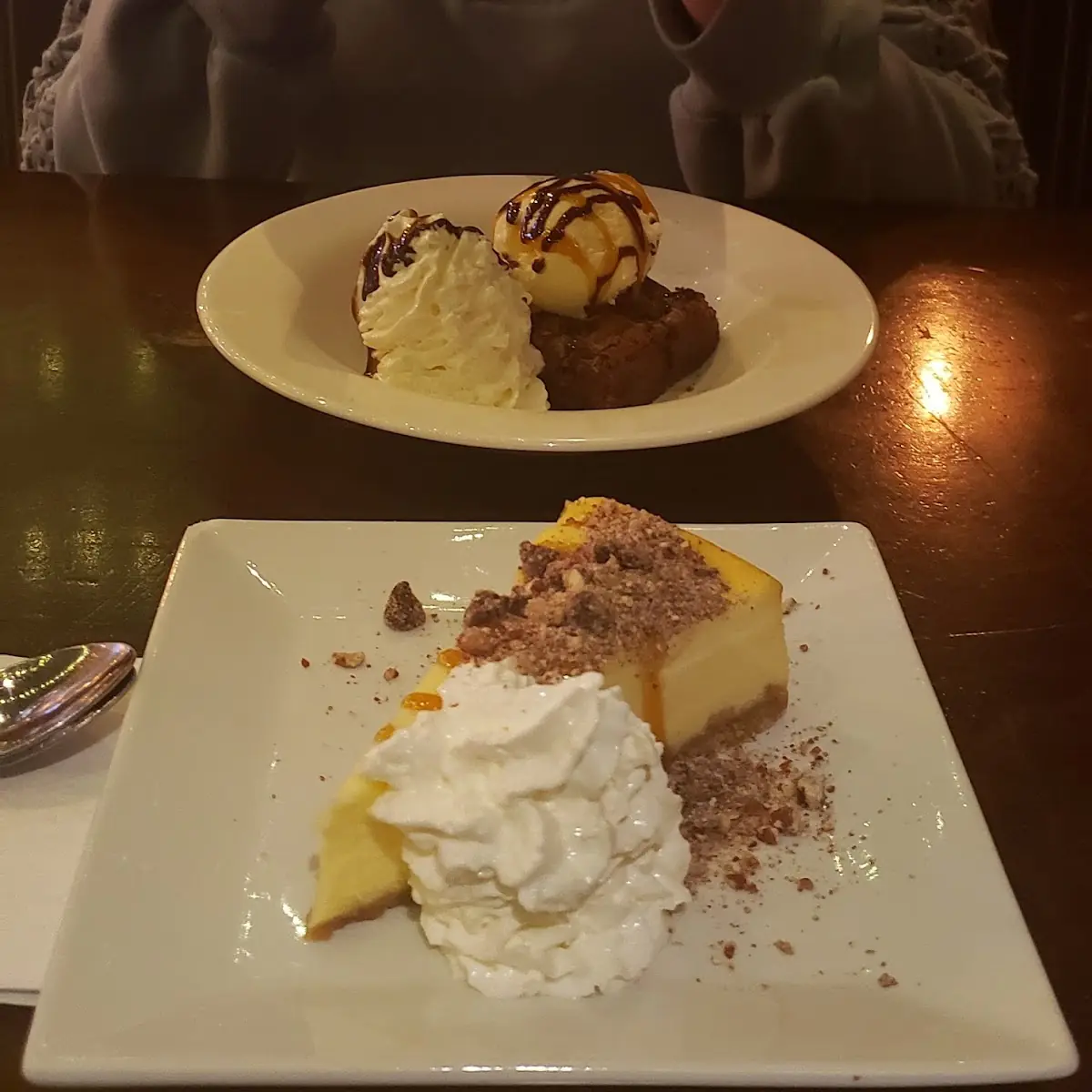 Rownie Ala Mode and Turtle Cheesecakeb