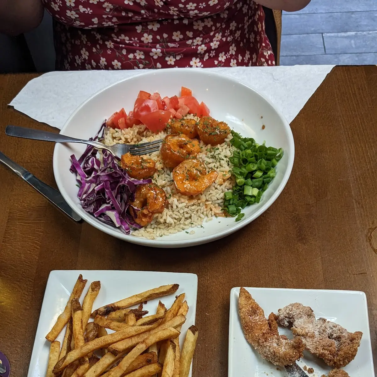 Boneless Wings and Fries
